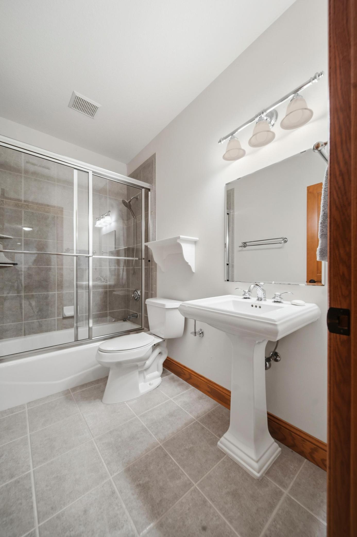 Walkout Level Full Bath