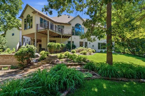 1900 Timber Ridge Drive, Burnsville, MN 55306