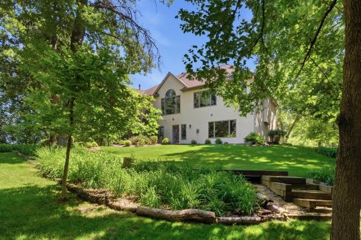 1900 Timber Ridge Drive, Burnsville, MN 55306