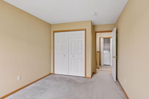 454 Willoughby Way W, Hopkins, MN 55305