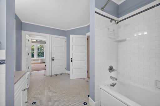 4805 Pleasant Avenue, Minneapolis, MN 55419