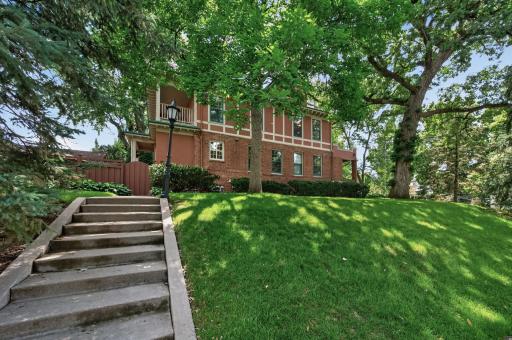 4805 Pleasant Avenue, Minneapolis, MN 55419