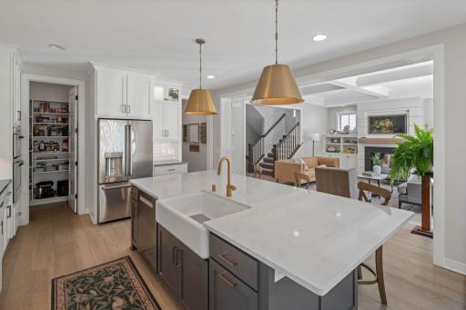 5220 Yellowstone Lane N, Minneapolis, MN 55446