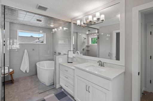 5220 Yellowstone Lane N, Minneapolis, MN 55446