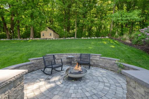 5220 Yellowstone Lane N, Minneapolis, MN 55446