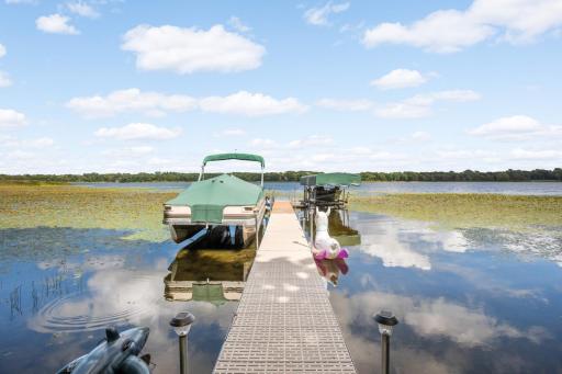 27985 Lakelawn Drive, Lindstrom, MN 55045