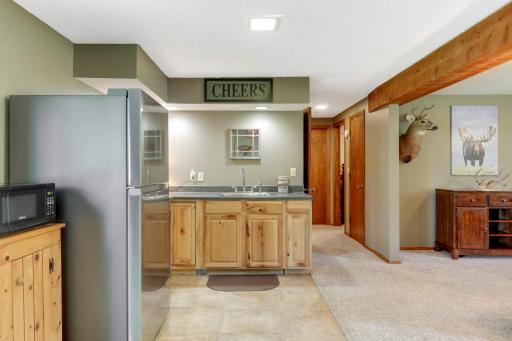 27985 Lakelawn Drive, Lindstrom, MN 55045