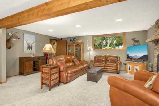 27985 Lakelawn Drive, Lindstrom, MN 55045