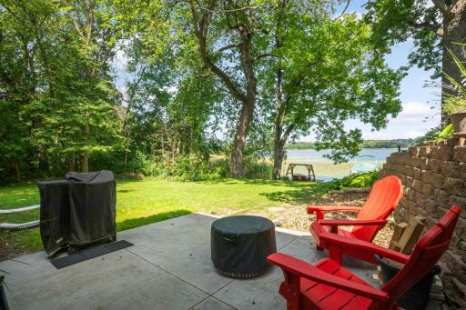 27985 Lakelawn Drive, Lindstrom, MN 55045