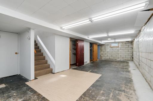 8528 Columbus Avenue S, Minneapolis, MN 55420