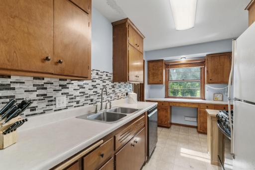 8528 Columbus Avenue S, Minneapolis, MN 55420
