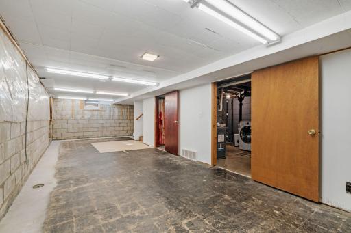 8528 Columbus Avenue S, Minneapolis, MN 55420