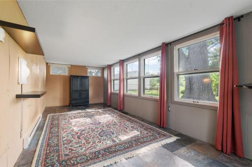 8528 Columbus Avenue S, Minneapolis, MN 55420