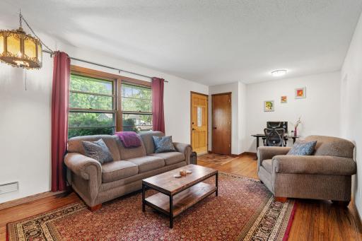 8528 Columbus Avenue S, Minneapolis, MN 55420