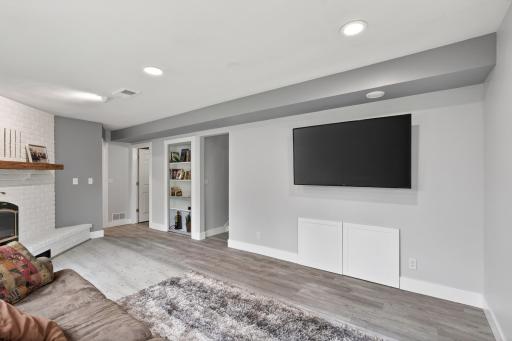 7941 Girard Court N, Minneapolis, MN 55444
