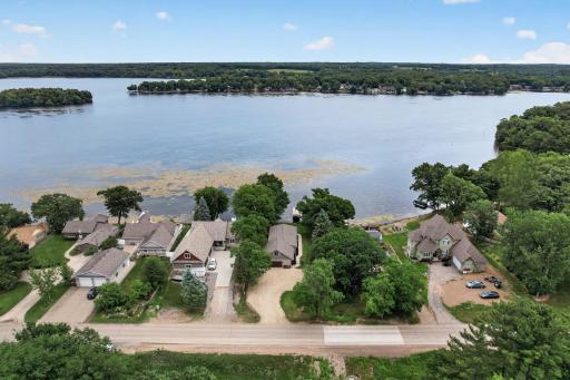 Welcome to 26521 Fremont Drive in Zimmerman!