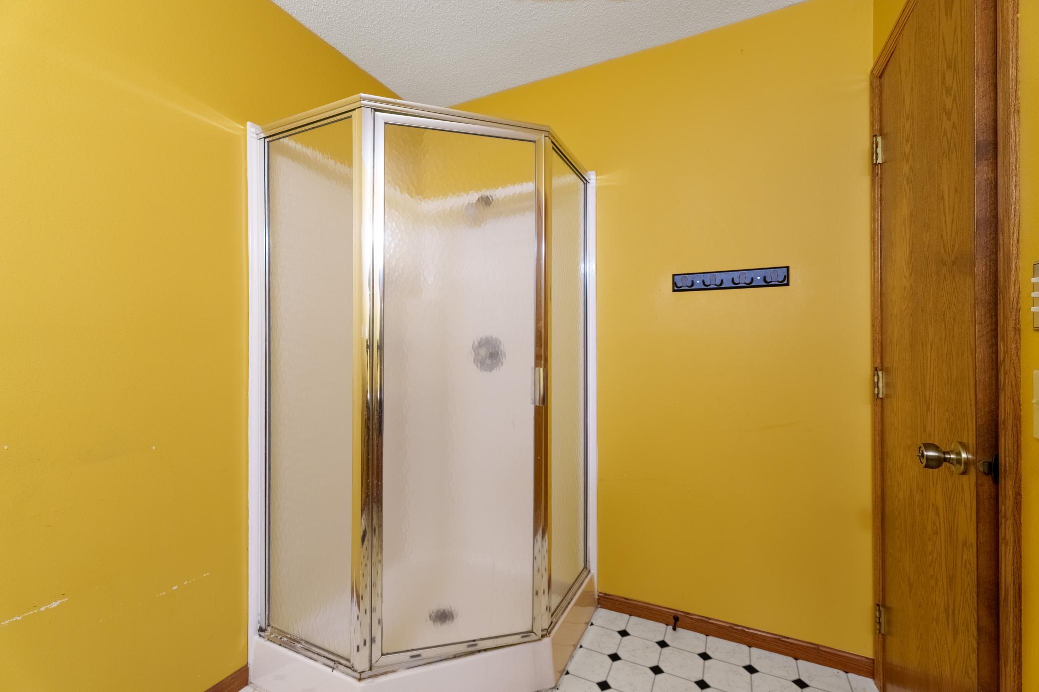 29 Lower Bath 2.jpg