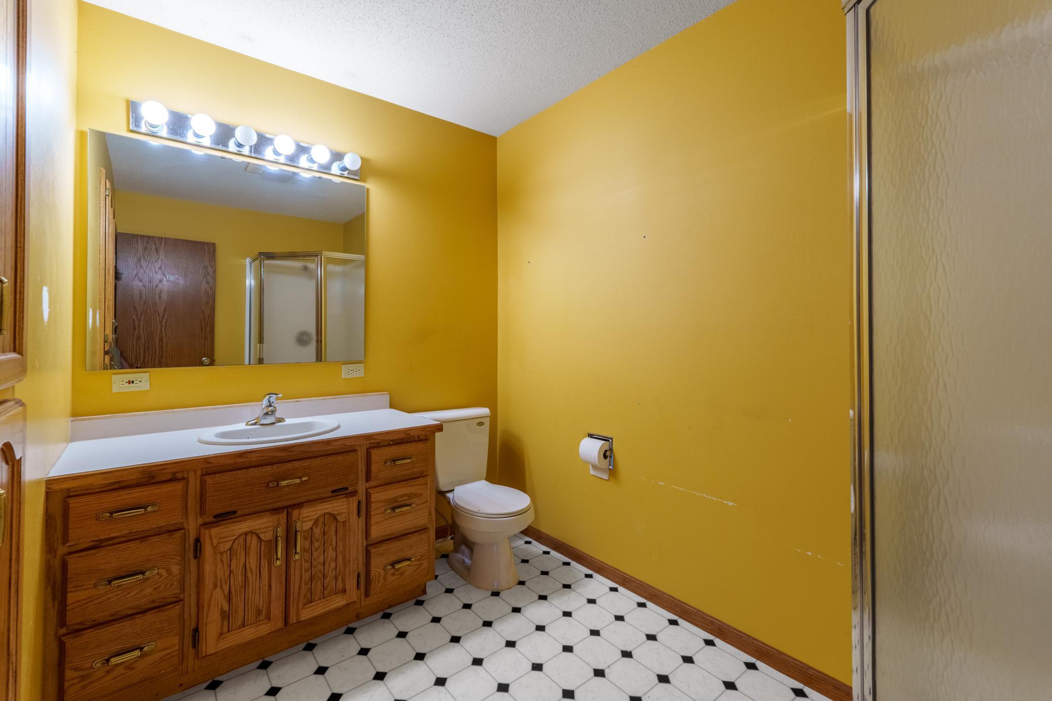 28 Lower Bath.jpg