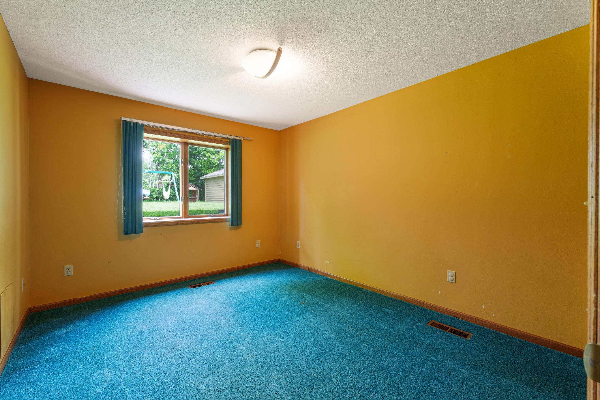 26 Lower Bed.jpg
