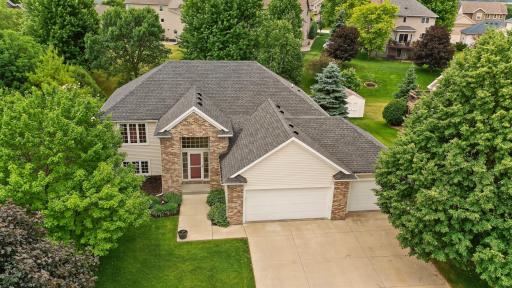 2482 Crimson Ridge Circle NW, Rochester, MN 55901