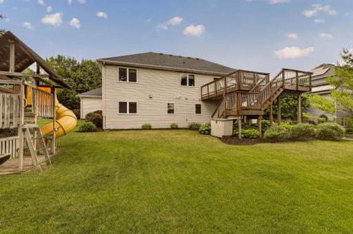 2482 Crimson Ridge Circle NW, Rochester, MN 55901