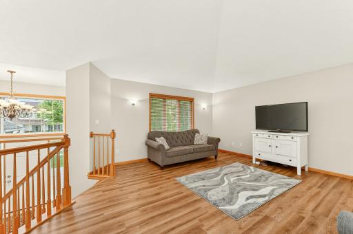 2482 Crimson Ridge Circle NW, Rochester, MN 55901