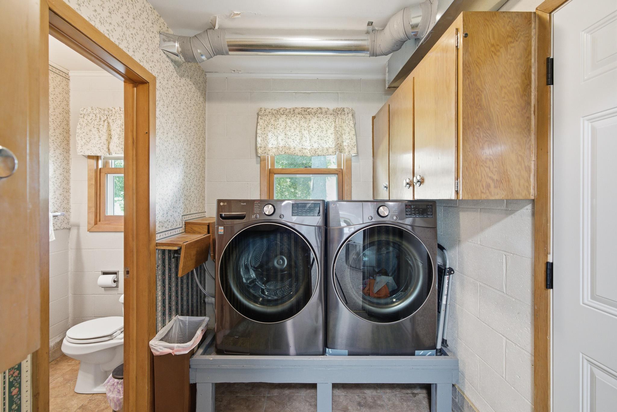 Lower level laundry