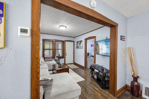3810 Thomas Avenue N, Minneapolis, MN 55412