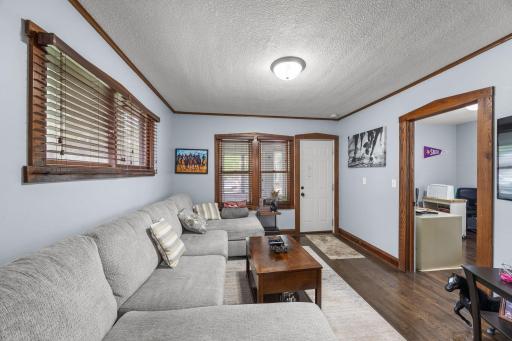 3810 Thomas Avenue N, Minneapolis, MN 55412