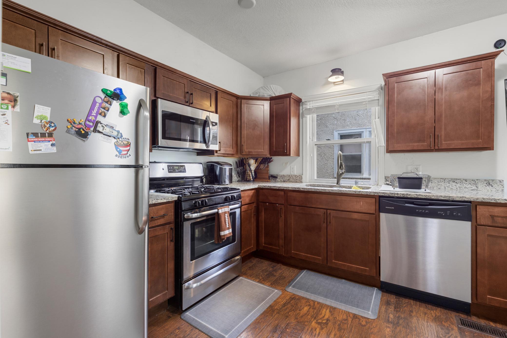 30-print-3810 N Thomas Ave-9.jpg