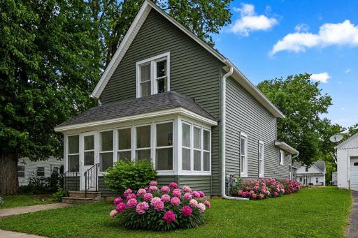 207 W Franklin Street, Morristown, MN 55052