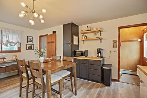 207 W Franklin Street, Morristown, MN 55052