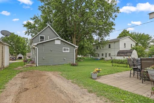 207 W Franklin Street, Morristown, MN 55052