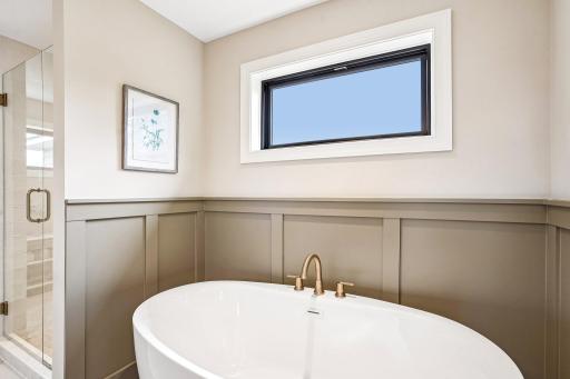 Enjoy a relaxing bath in your stunning bathtub