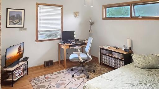 400 Cottage Avenue, Hendricks, MN 56136