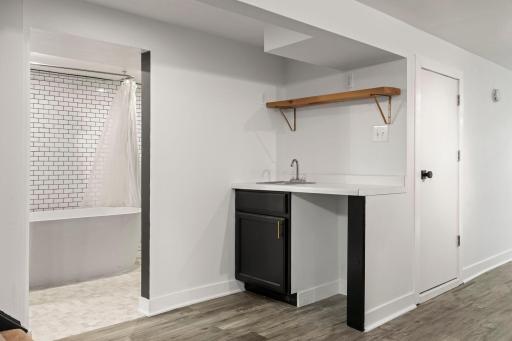 Wet bar area