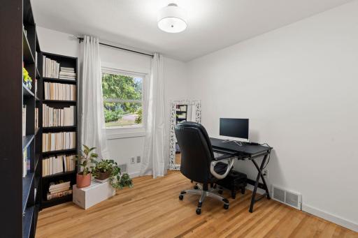 Secondary bedroom - main level