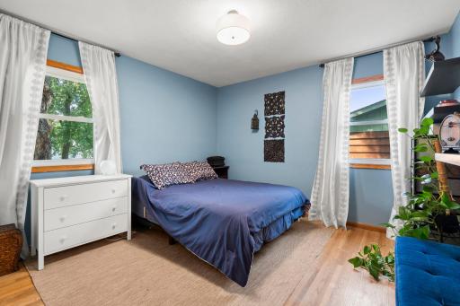 Primary bedroom - main level
