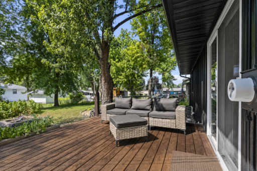 Deck offers plenty of room for outdoor dining and lounging