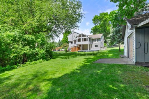 8204 Horizon Drive, Shakopee, MN 55379
