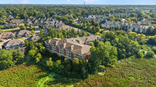 408 Parkers Lake Road, 206, Wayzata, MN 55391