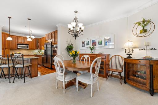 408 Parkers Lake Road, 206, Wayzata, MN 55391