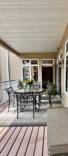408 Parkers Lake Road, 206, Wayzata, MN 55391