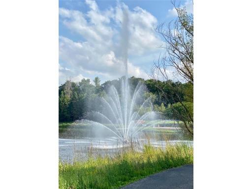408 Parkers Lake Road, 206, Wayzata, MN 55391