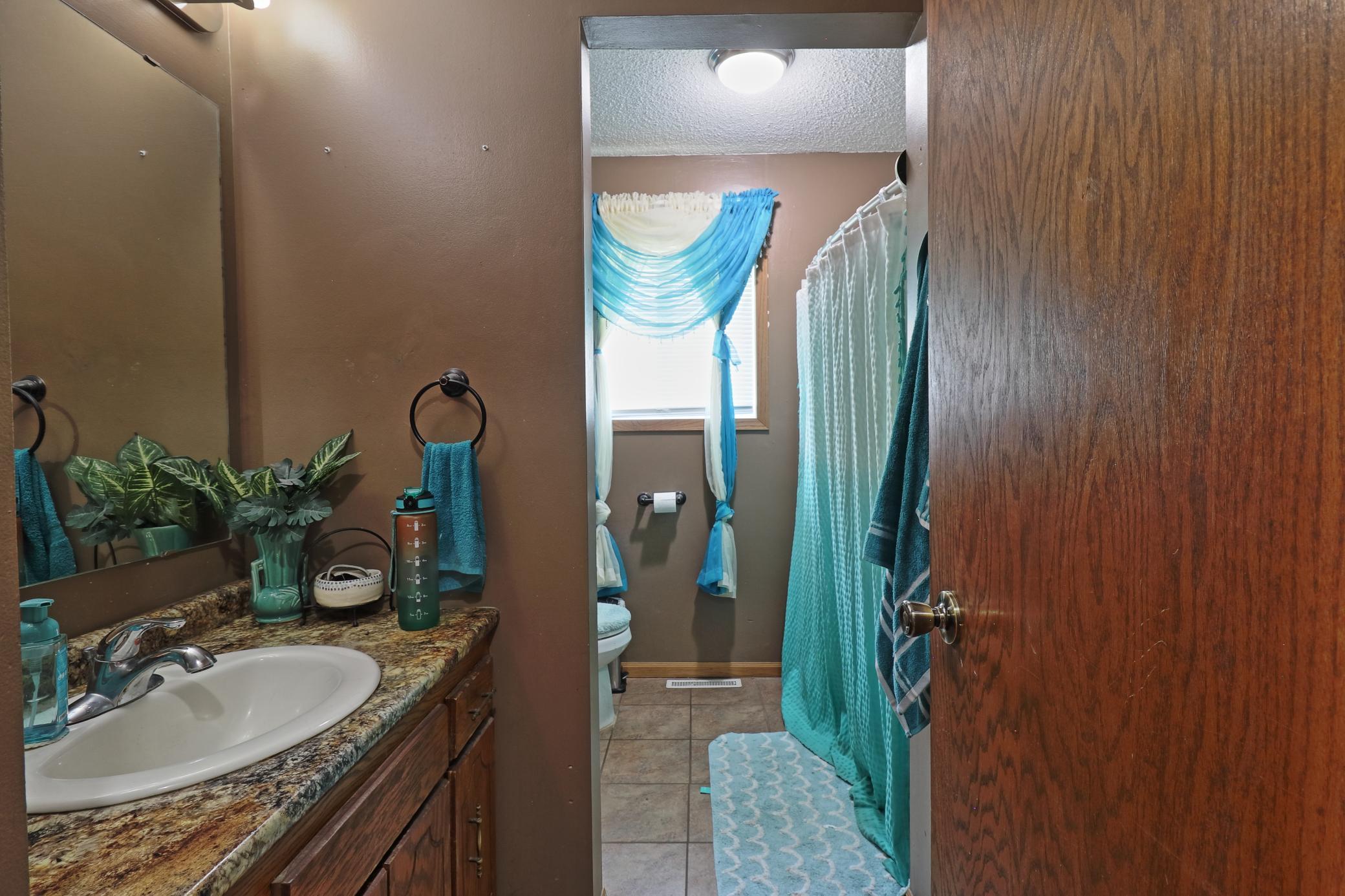 18 Bath 1.JPG
