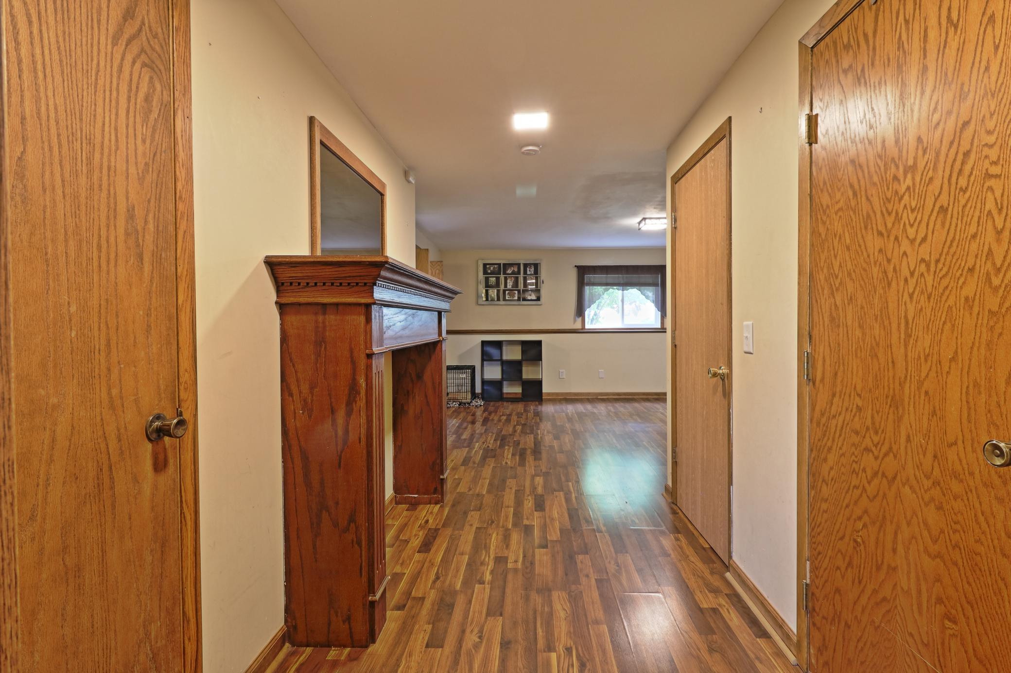 21 Lower hall.JPG