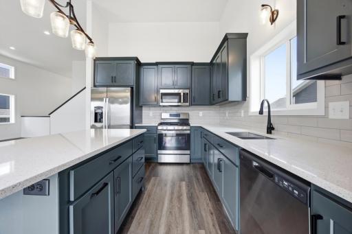 2506 Fulton Loop S, Fargo, ND 58104
