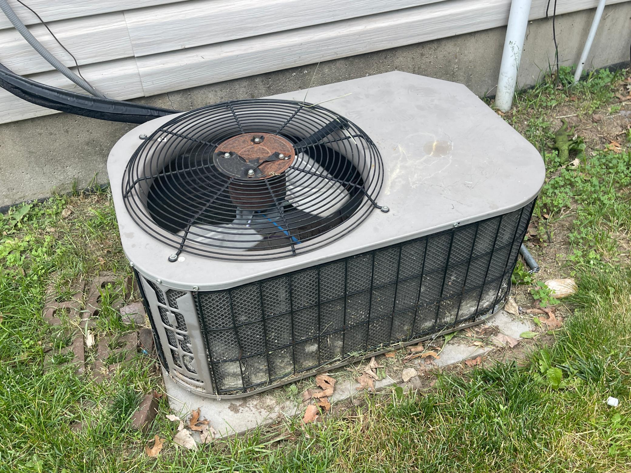AC UNIT