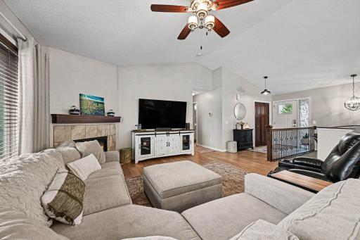 11477 Killarney Drive, Chisago City, MN 55013