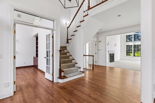 31 Scotch Pine Road, North Oaks, MN 55127